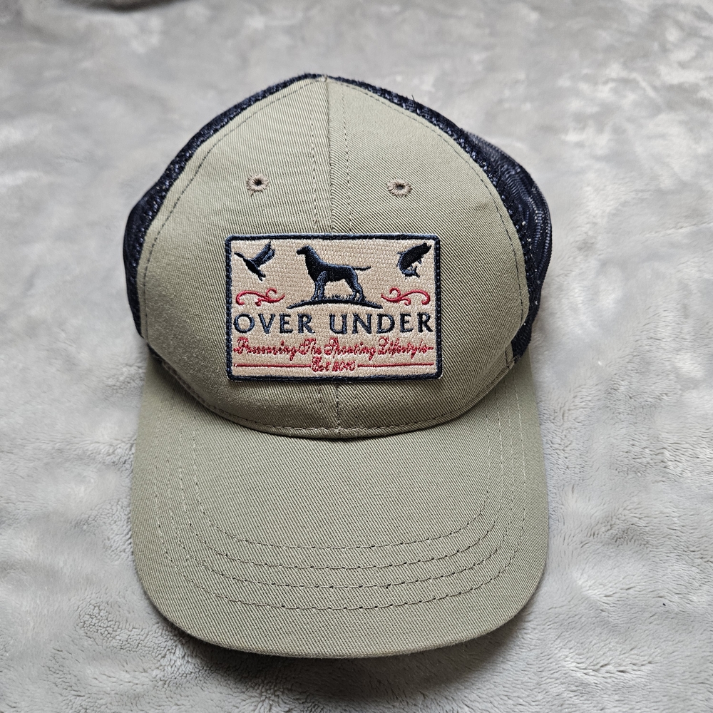 Over Under Trucker Hat – Dog & Duck Patch – Beige/Navy